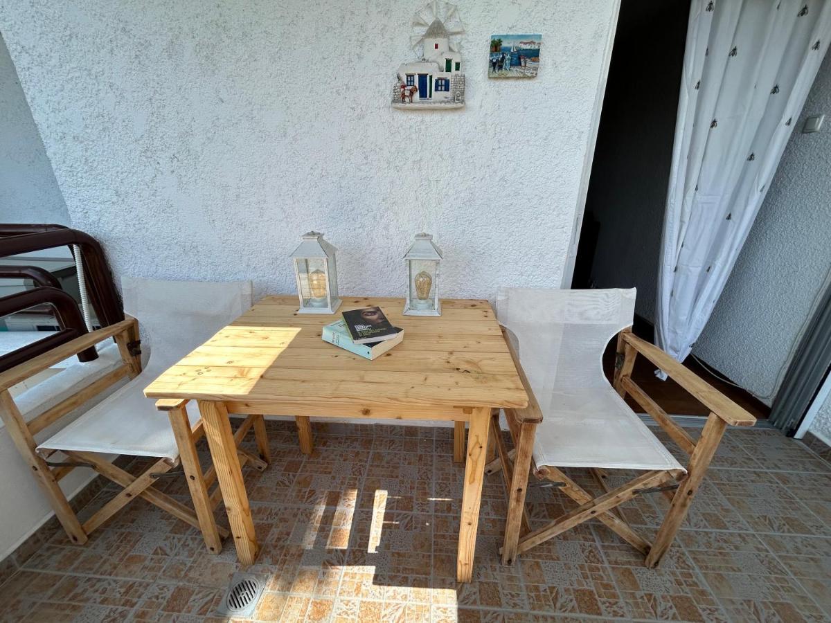 Mari E Monti Apartment PalaiónTsiflíkion Екстериор снимка